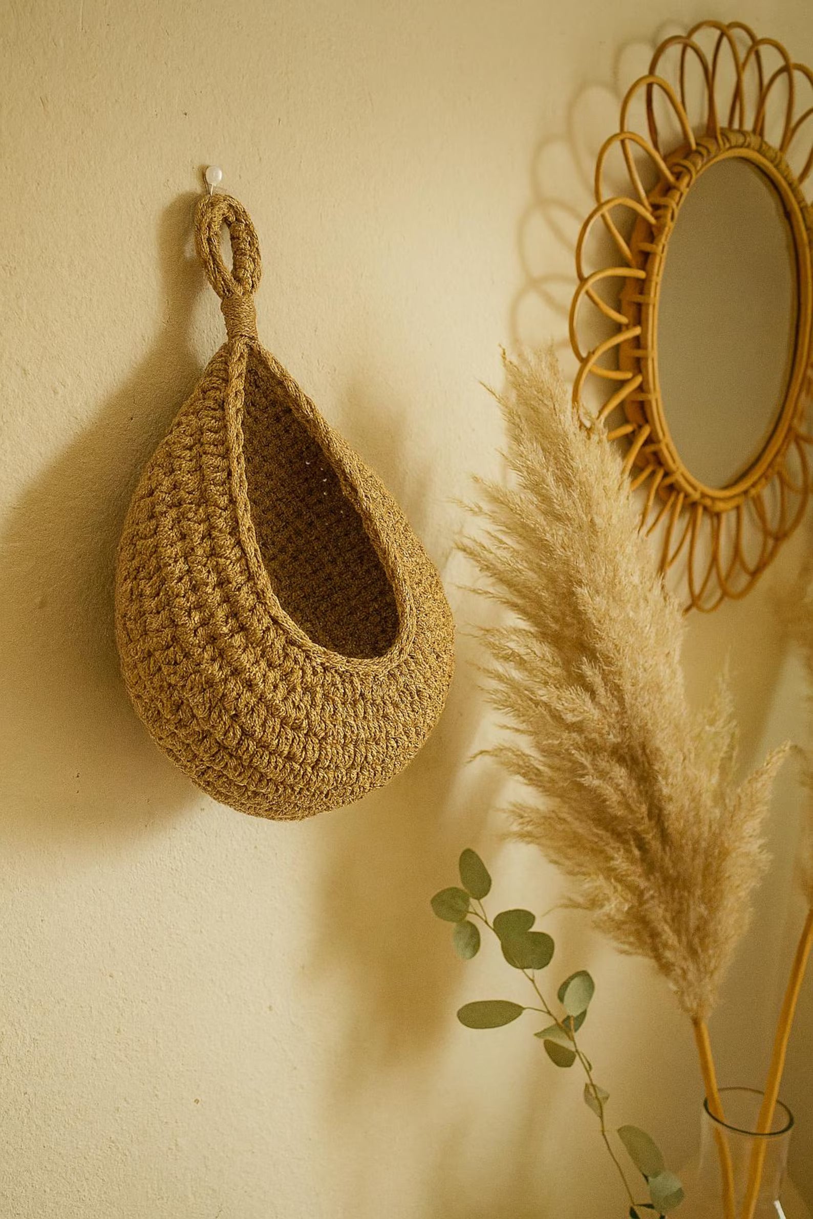 Boho Woven Wall Basket in Natural Wicker | Hanging Wall Organizer for Fruit, Veggies, Dried Flowers or Accessories | Handmade Storage Basket